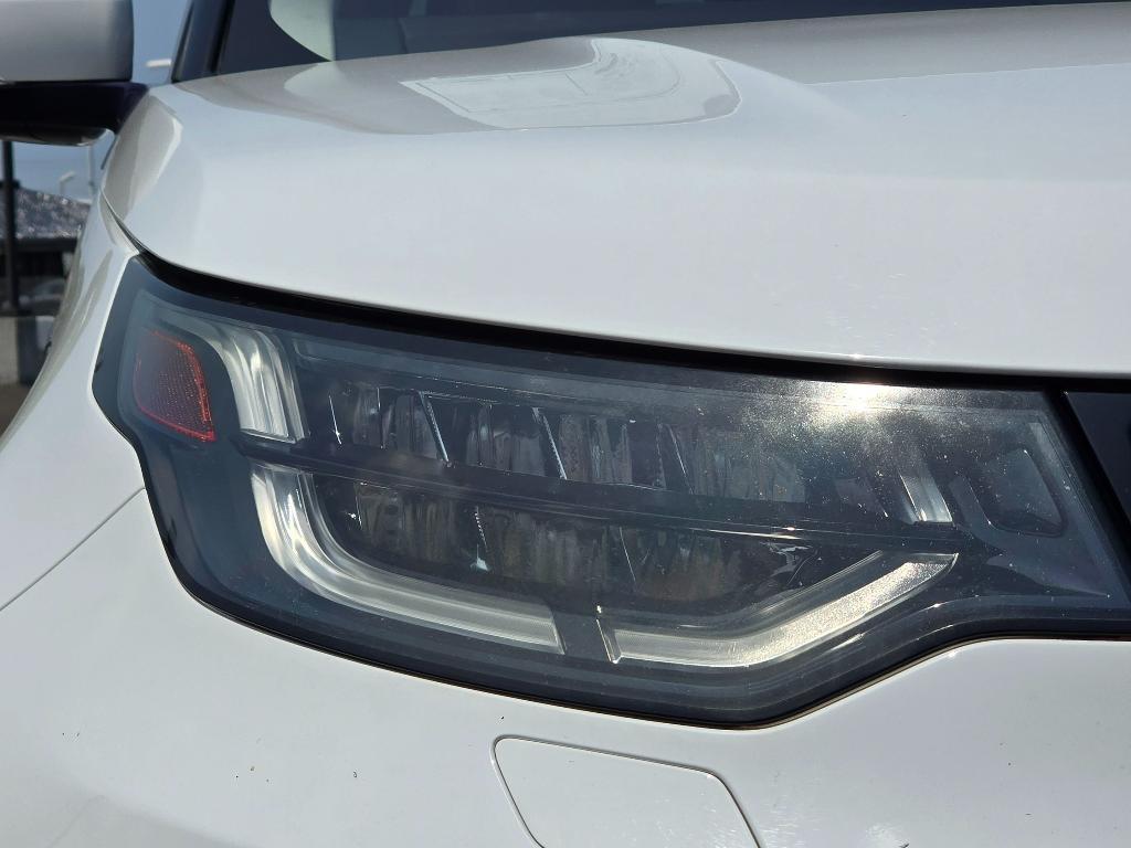 used 2019 Land Rover Discovery car, priced at $18,663