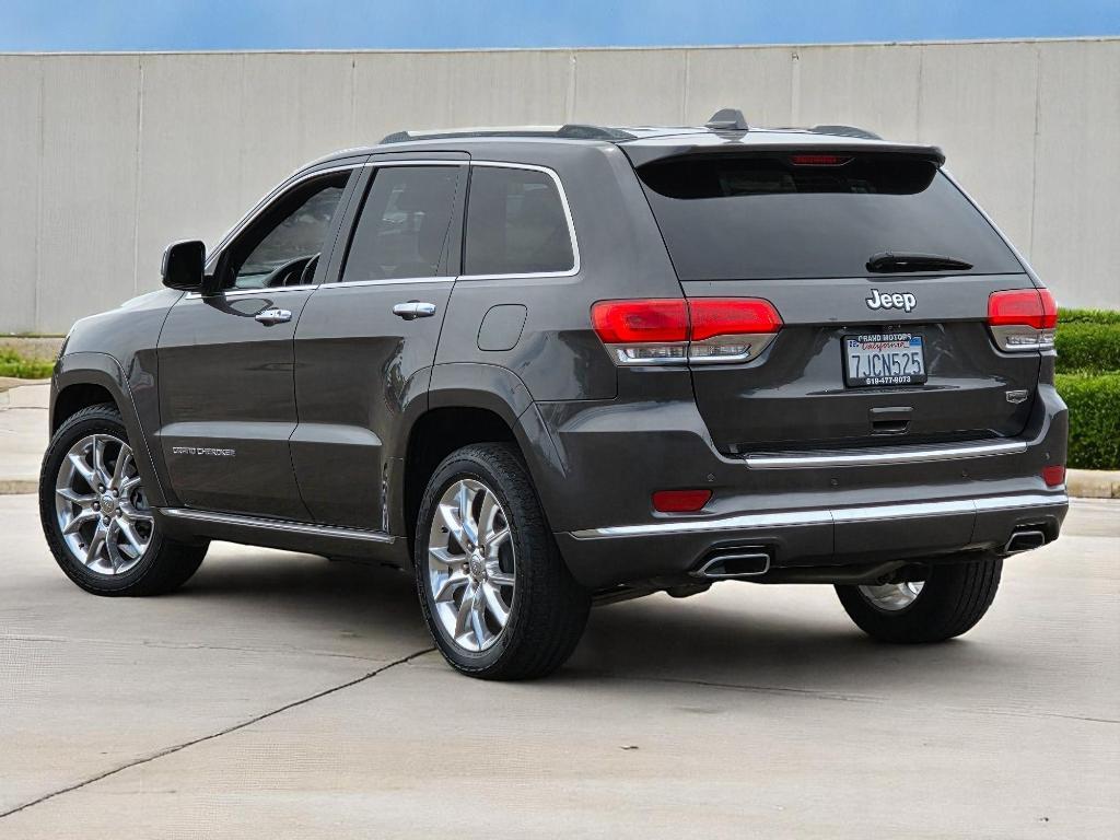 used 2015 Jeep Grand Cherokee car, priced at $15,495
