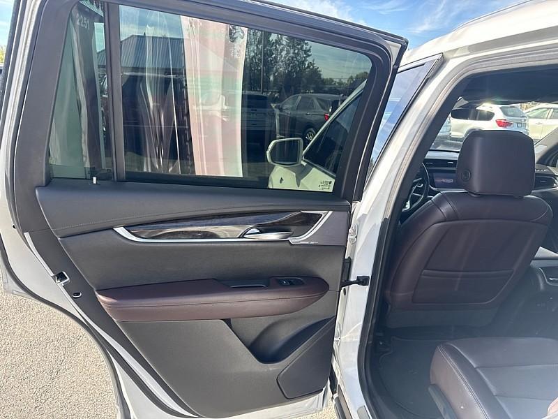 used 2020 Cadillac XT6 car, priced at $33,333