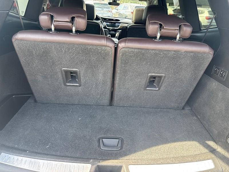 used 2020 Cadillac XT6 car, priced at $33,333