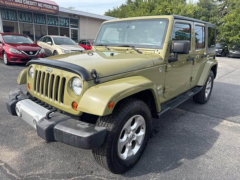 used 2013 Jeep Wrangler Unlimited car, priced at $17,300