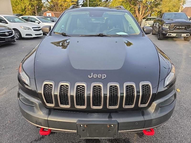 used 2015 Jeep Cherokee car, priced at $13,999