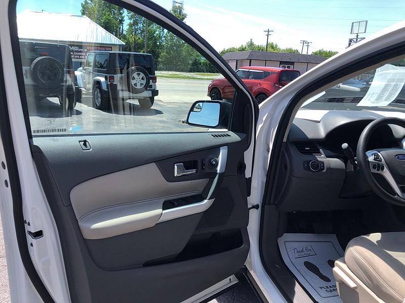 used 2013 Ford Edge car, priced at $9,999