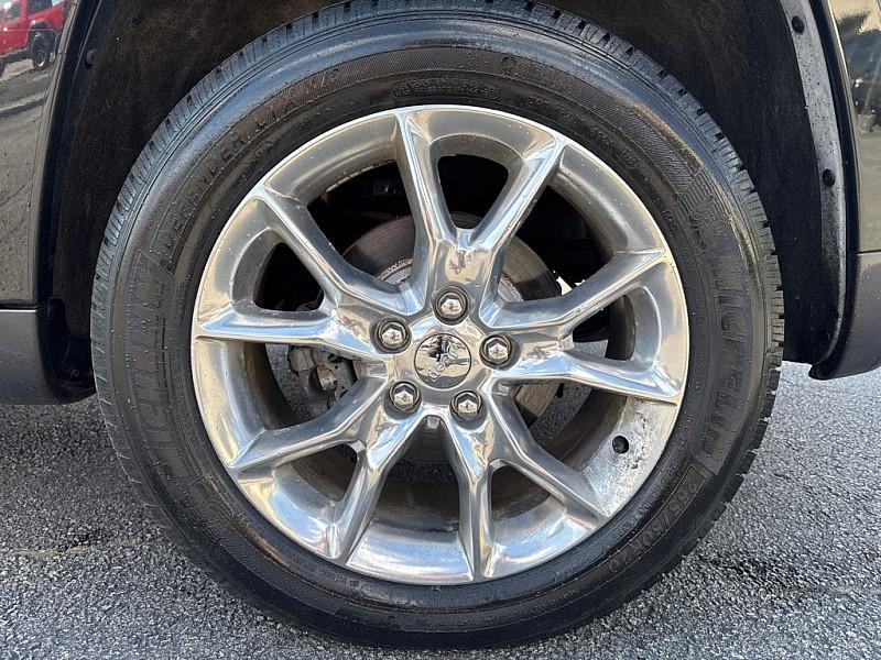 used 2014 Jeep Grand Cherokee car, priced at $12,300