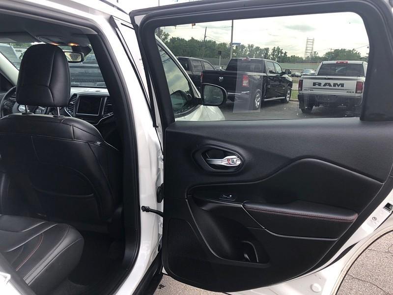 used 2019 Jeep Cherokee car, priced at $17,888