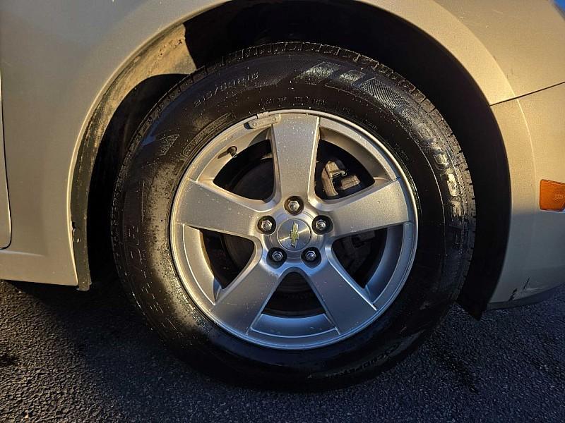 used 2015 Chevrolet Cruze car, priced at $7,777