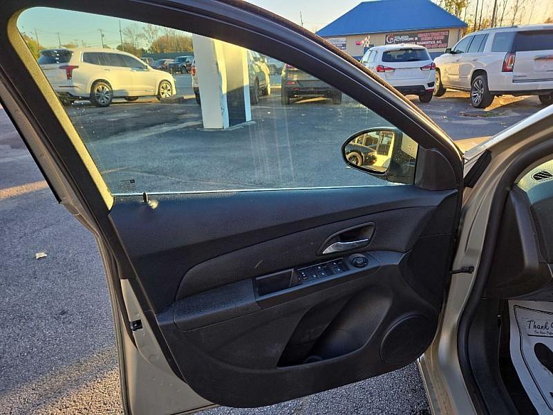 used 2015 Chevrolet Cruze car, priced at $7,777