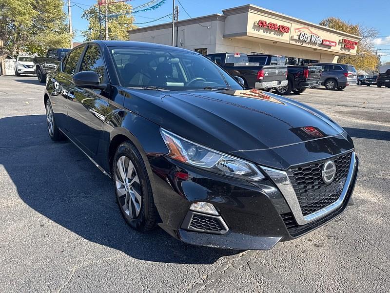 used 2020 Nissan Altima car, priced at $13,777