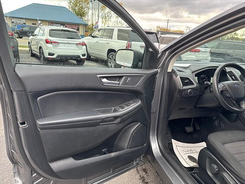 used 2022 Ford Edge car, priced at $15,400