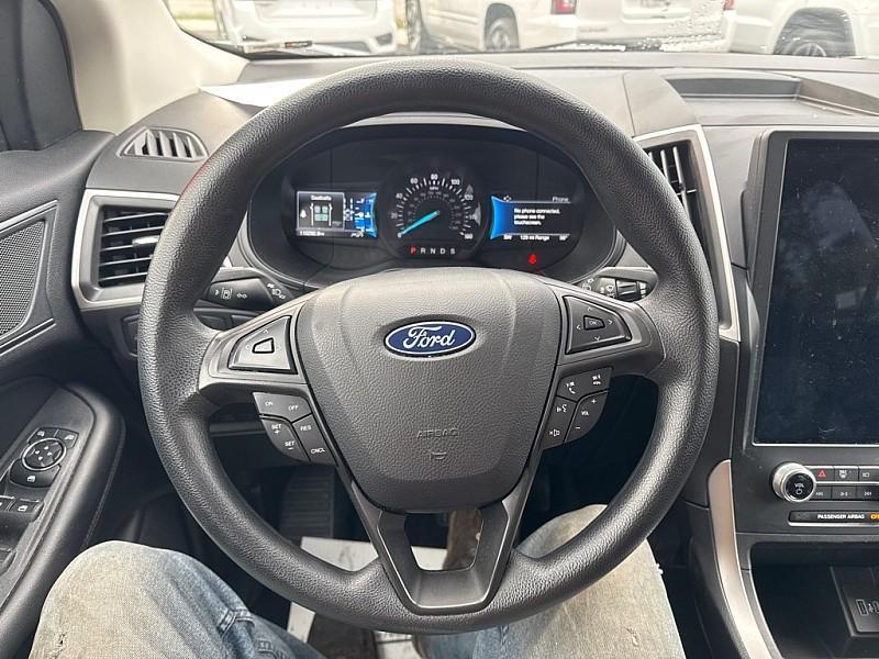used 2022 Ford Edge car, priced at $15,400
