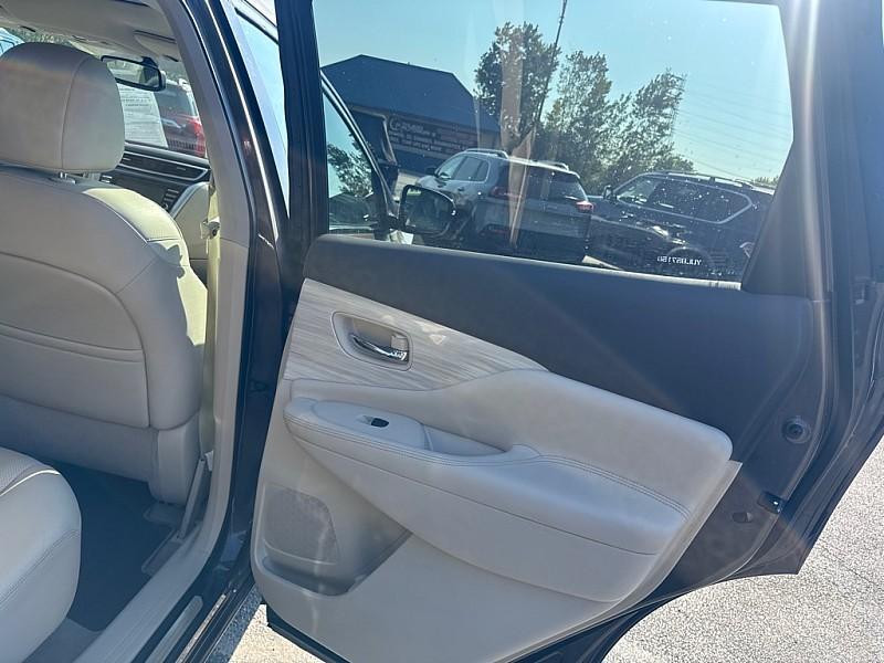 used 2015 Nissan Murano car, priced at $9,400