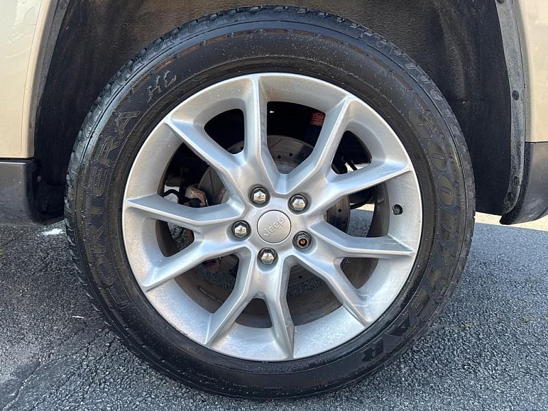 used 2014 Jeep Grand Cherokee car, priced at $12,000