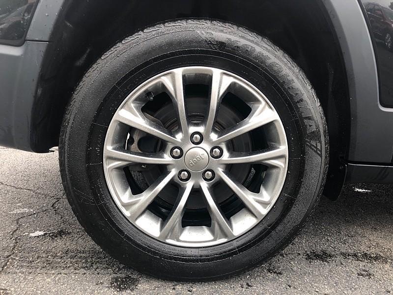 used 2019 Jeep Cherokee car, priced at $16,300