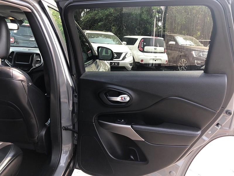 used 2020 Jeep Cherokee car, priced at $16,500