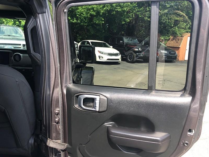 used 2021 Jeep Wrangler Unlimited car, priced at $27,300