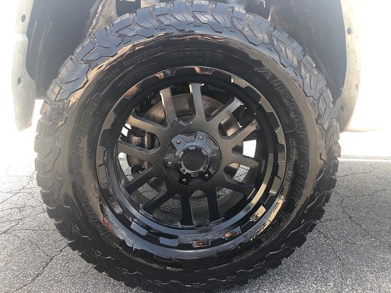 used 2022 Ram 1500 car, priced at $28,000