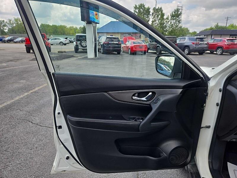 used 2015 Nissan Rogue car, priced at $9,500