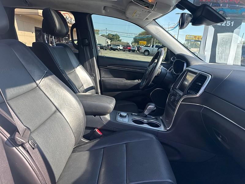 used 2017 Jeep Grand Cherokee car, priced at $17,600