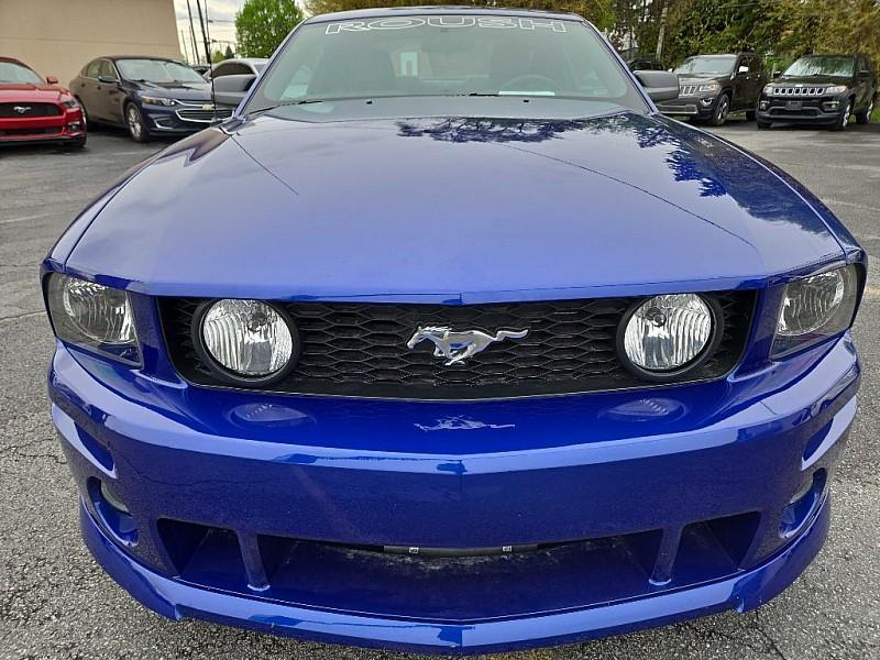 used 2005 Ford Mustang car