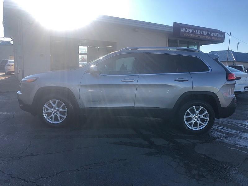 used 2017 Jeep Cherokee car, priced at $19,777