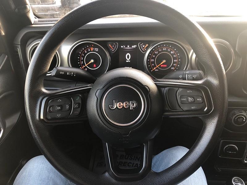 used 2018 Jeep Wrangler Unlimited car, priced at $26,999
