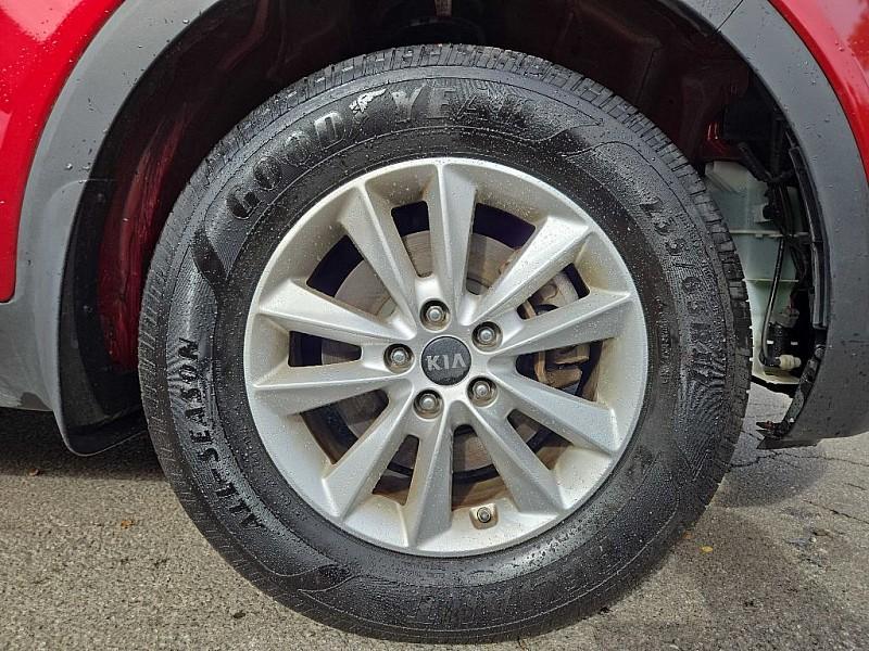 used 2019 Kia Sorento car, priced at $11,888