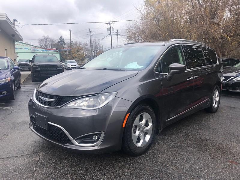 used 2017 Chrysler Pacifica car, priced at $17,777