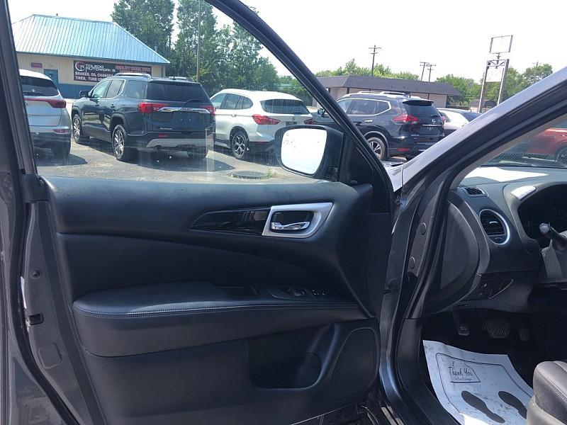 used 2019 Nissan Pathfinder car, priced at $12,000