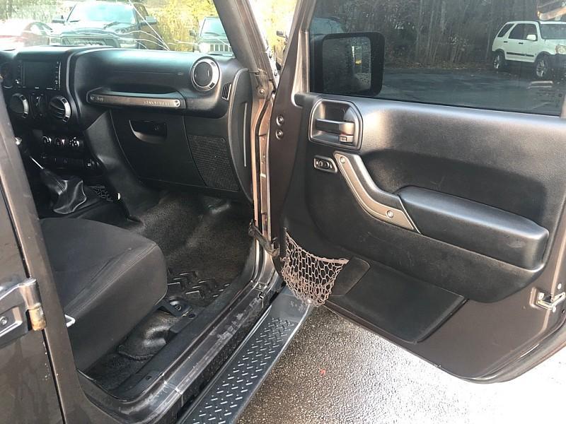 used 2016 Jeep Wrangler Unlimited car, priced at $12,999