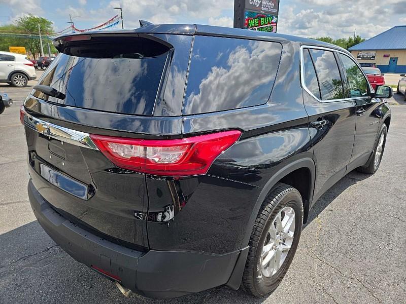 used 2021 Chevrolet Traverse car, priced at $17,888