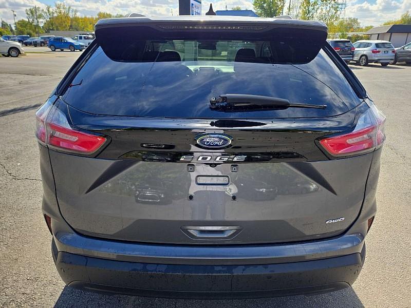 used 2021 Ford Edge car, priced at $13,888