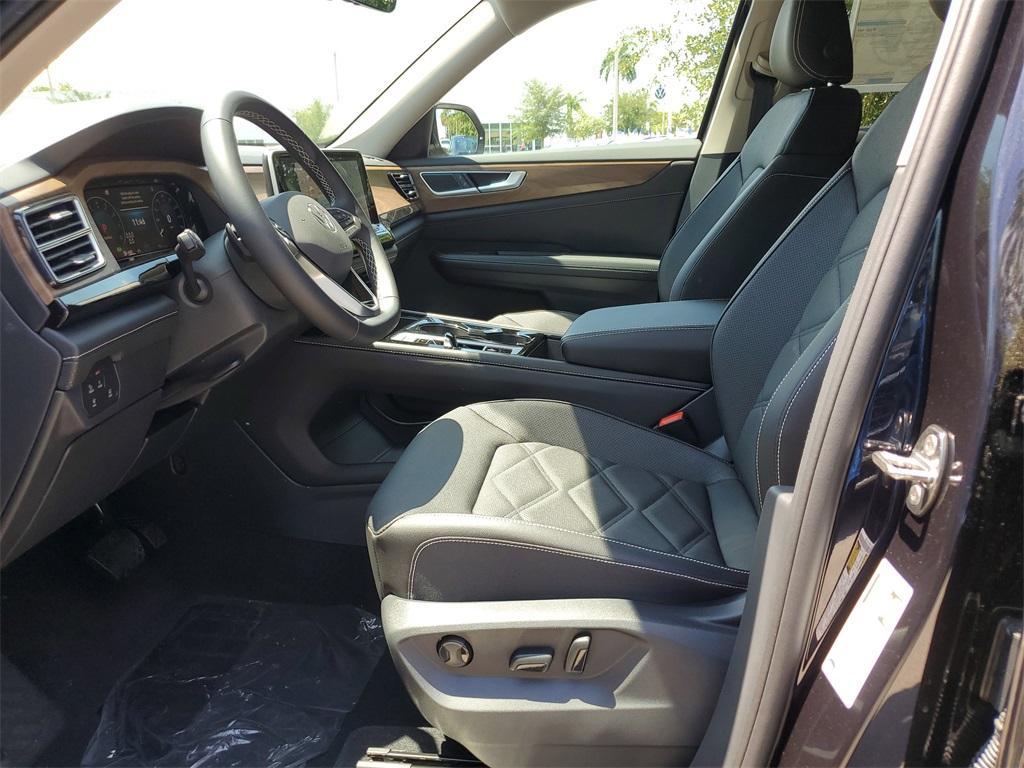 new 2025 Volkswagen Atlas car, priced at $40,466