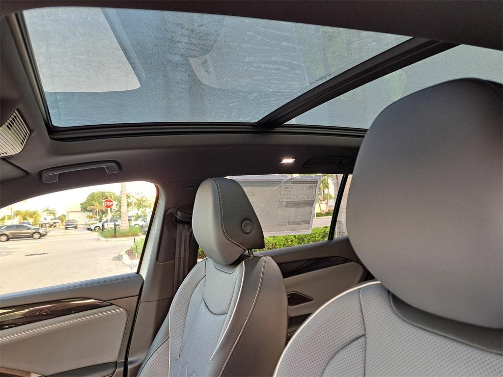 new 2025 Volkswagen Tiguan car, priced at $42,536
