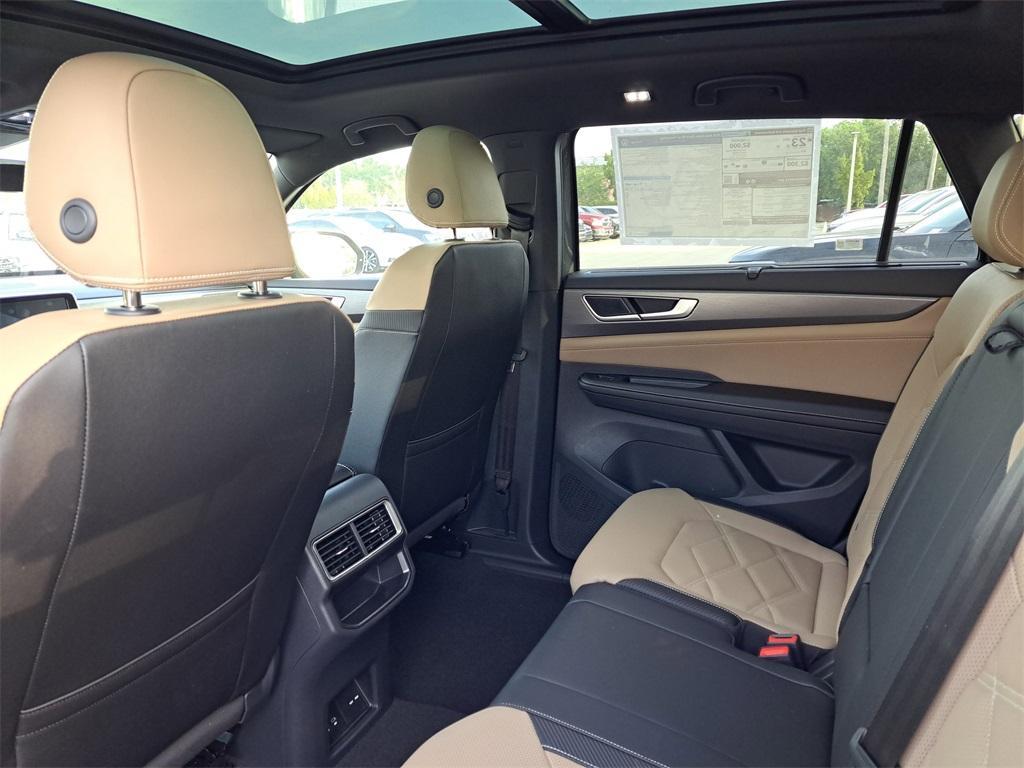 new 2025 Volkswagen Atlas Cross Sport car, priced at $42,874