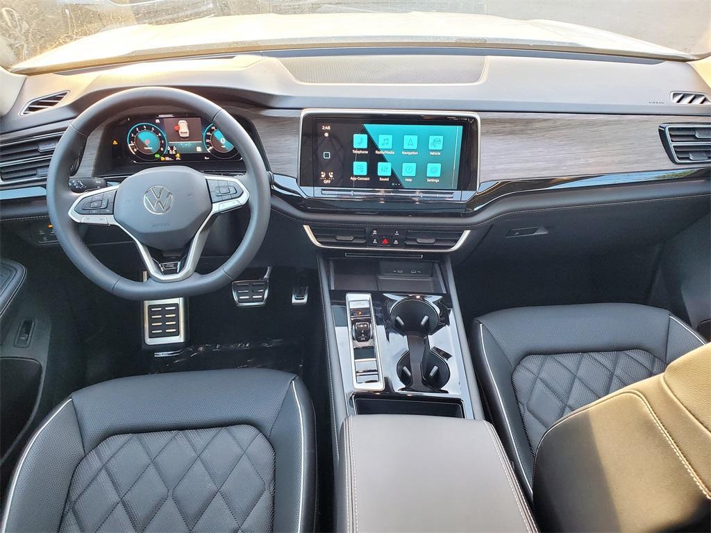 new 2025 Volkswagen Atlas car, priced at $51,105