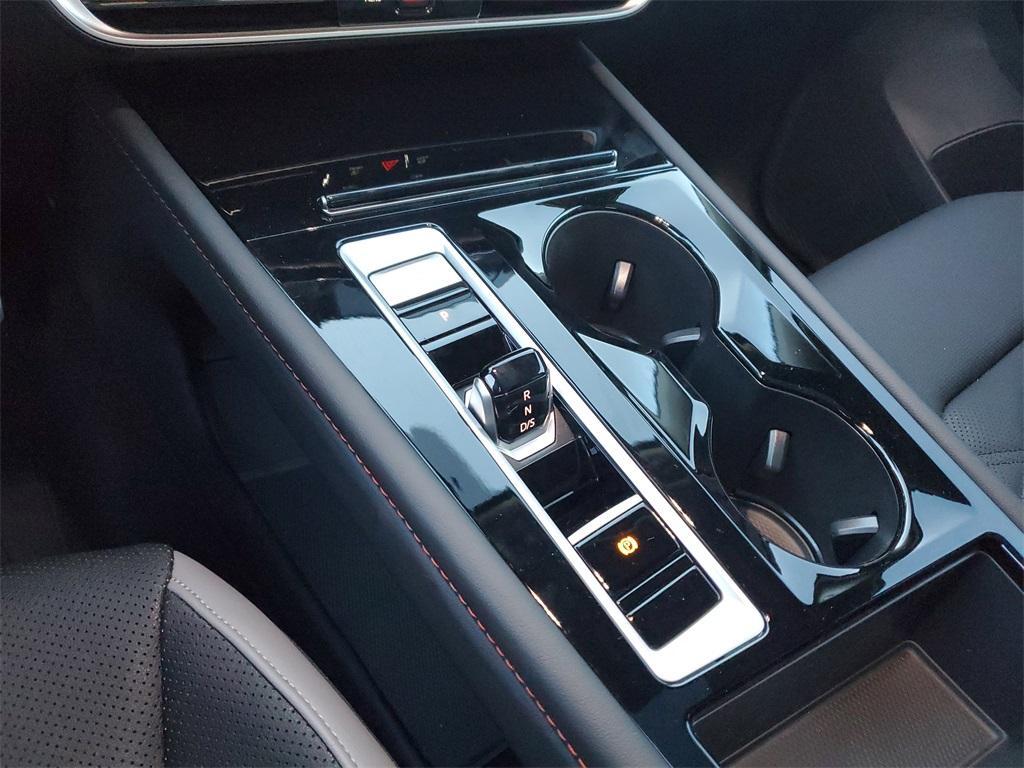 new 2025 Volkswagen Atlas car, priced at $48,023