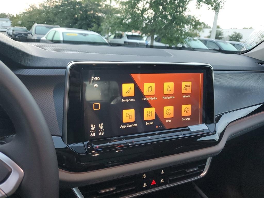 new 2025 Volkswagen Atlas car, priced at $48,023