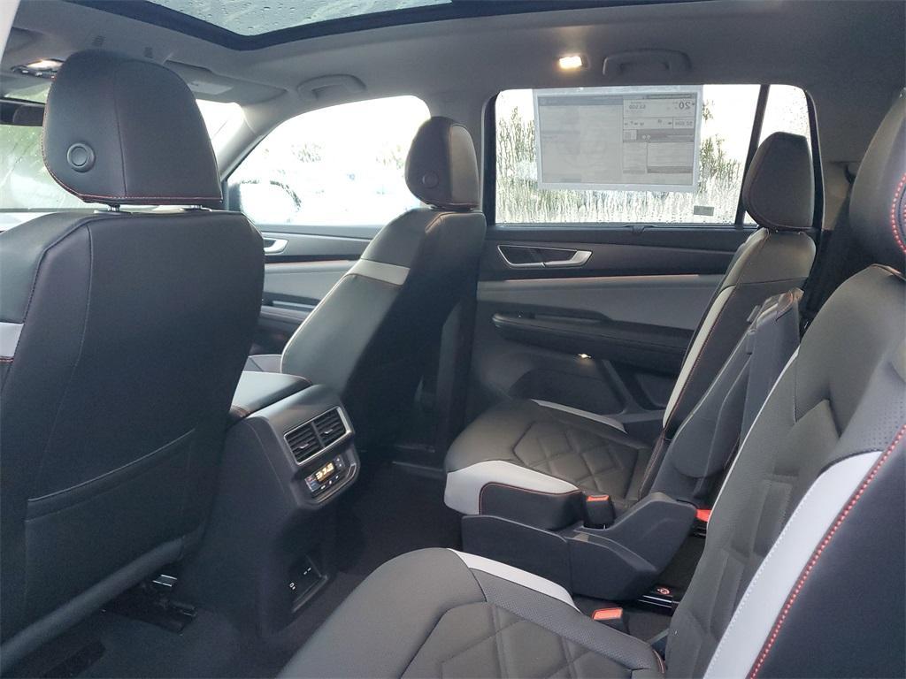 new 2025 Volkswagen Atlas car, priced at $48,023