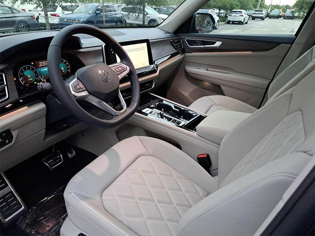 new 2025 Volkswagen Atlas car, priced at $51,266