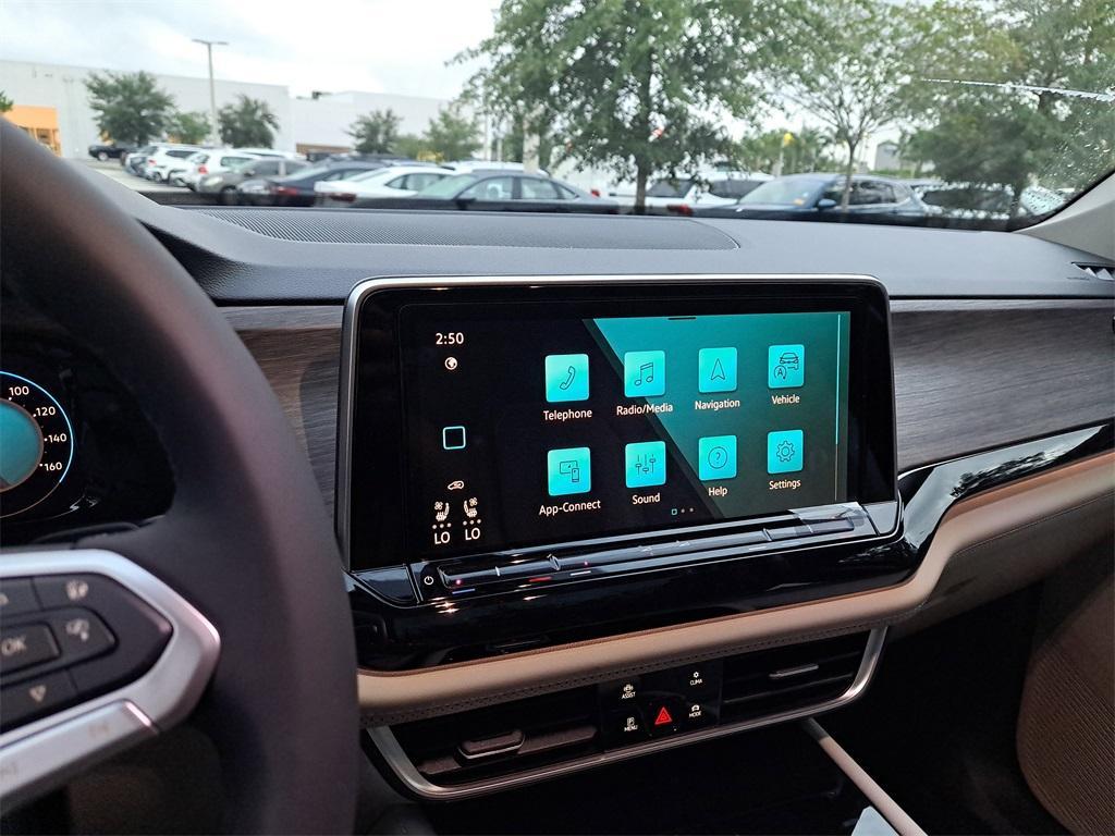 new 2025 Volkswagen Atlas car, priced at $51,266