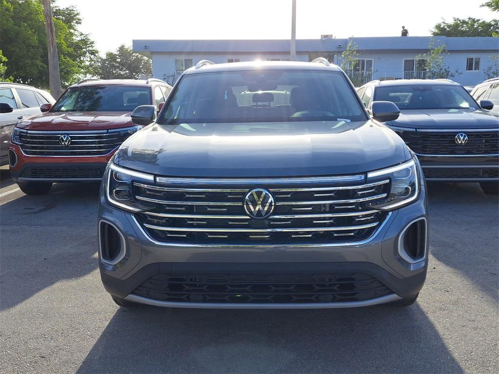 new 2025 Volkswagen Atlas car, priced at $45,656
