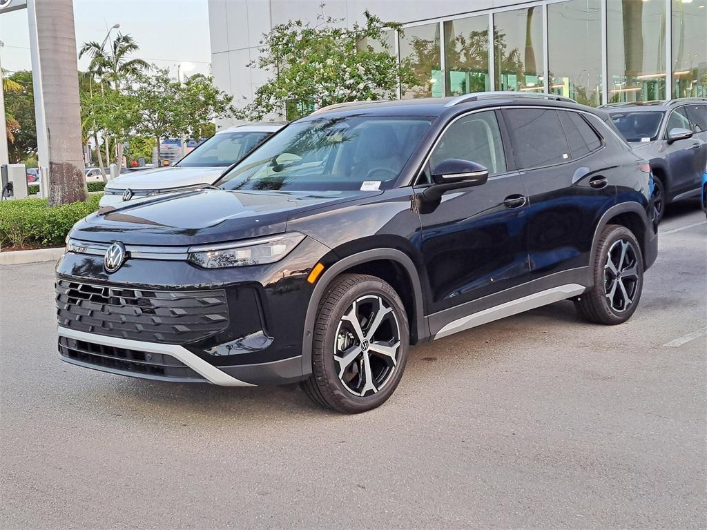 new 2025 Volkswagen Tiguan car, priced at $33,634