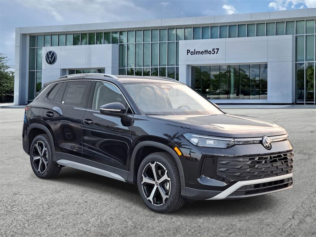 new 2025 Volkswagen Tiguan car, priced at $33,634