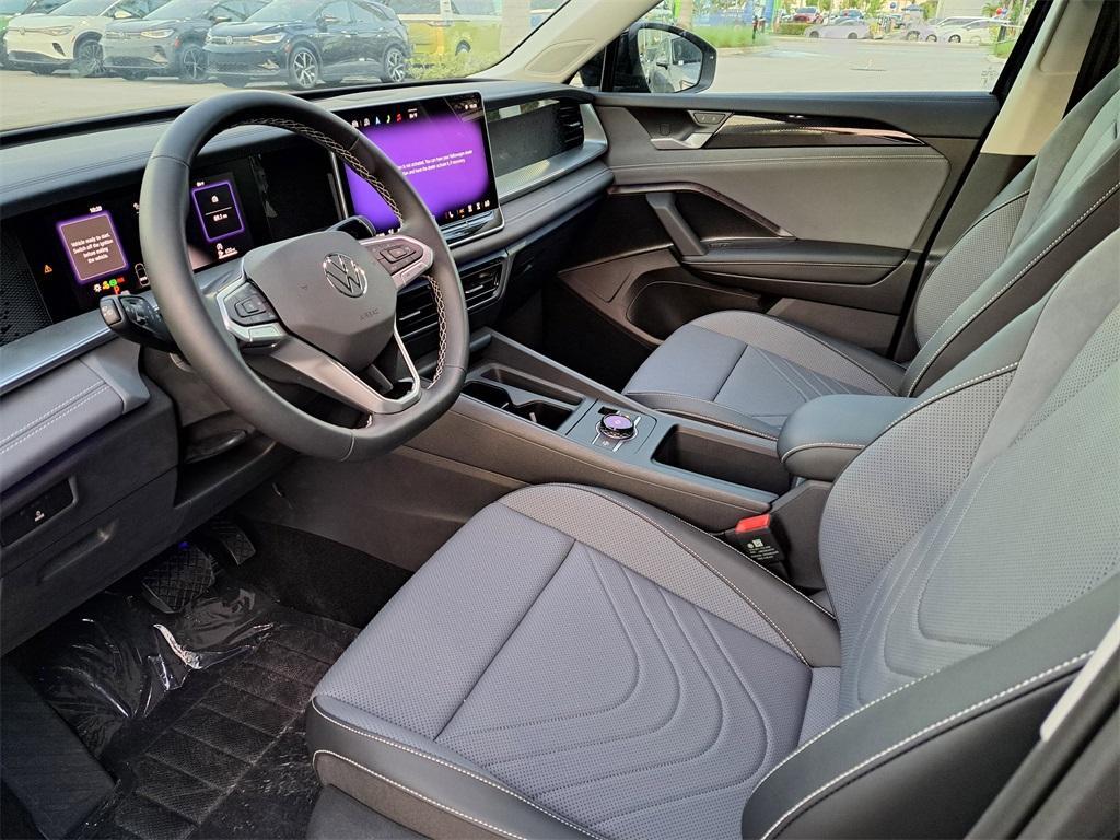 new 2025 Volkswagen Tiguan car, priced at $33,634