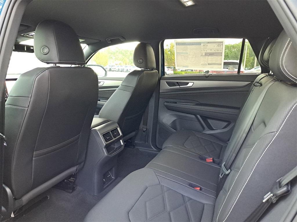 new 2025 Volkswagen Atlas Cross Sport car, priced at $40,893