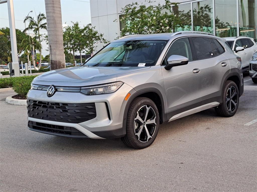 new 2025 Volkswagen Tiguan car, priced at $33,634