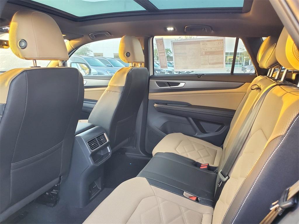 new 2025 Volkswagen Atlas Cross Sport car, priced at $42,437