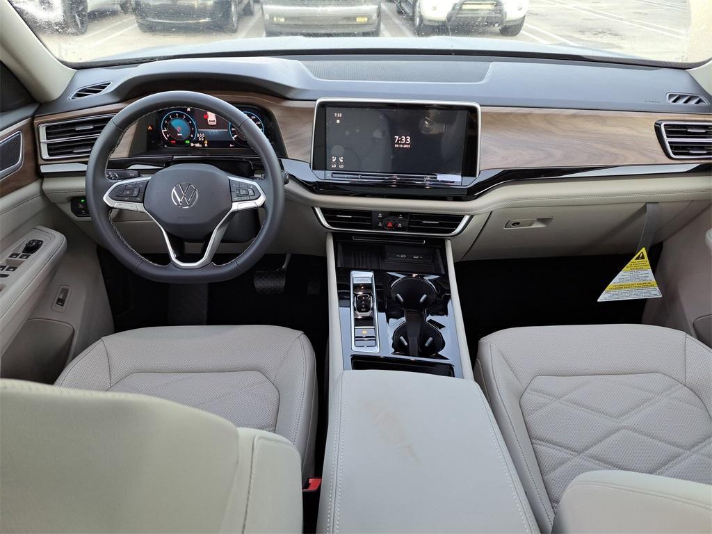new 2025 Volkswagen Atlas car, priced at $40,986