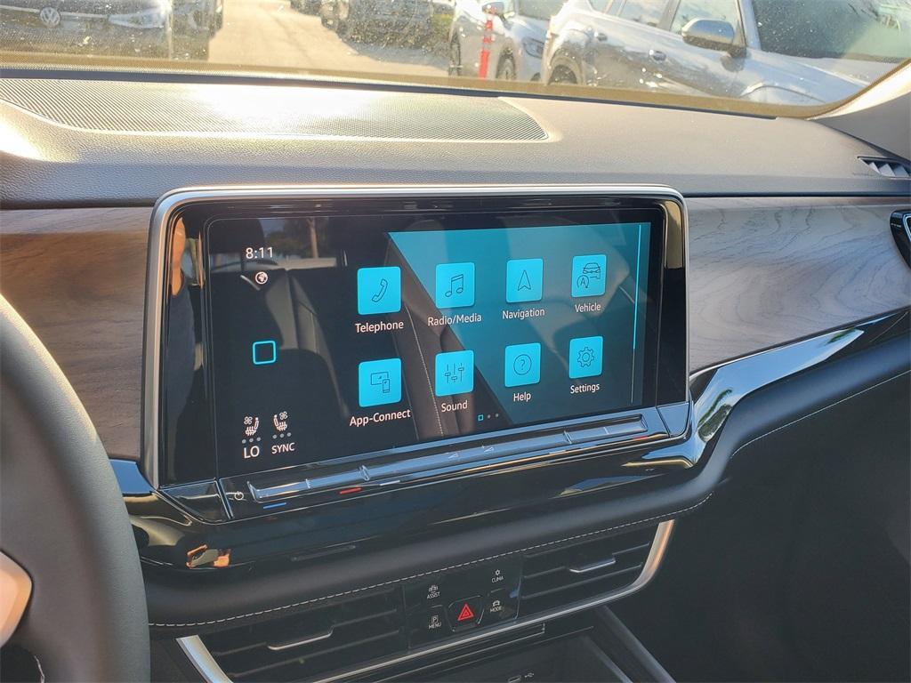new 2025 Volkswagen Atlas car, priced at $42,096