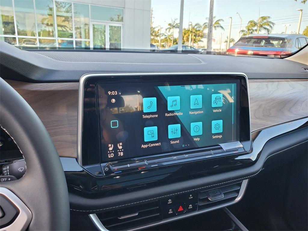 new 2025 Volkswagen Atlas car, priced at $40,986